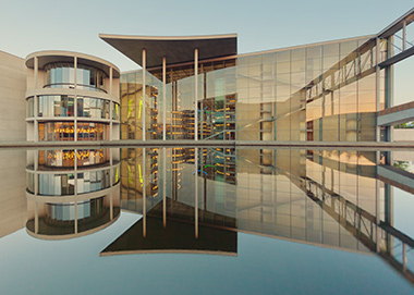 THE CENTRAL CORRIDORS OF POWER IN THE BERLIN REPUBLIC © Matthias Makarinus